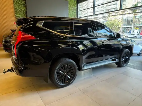 MITSUBISHI-PAJERO SPORT-2024
