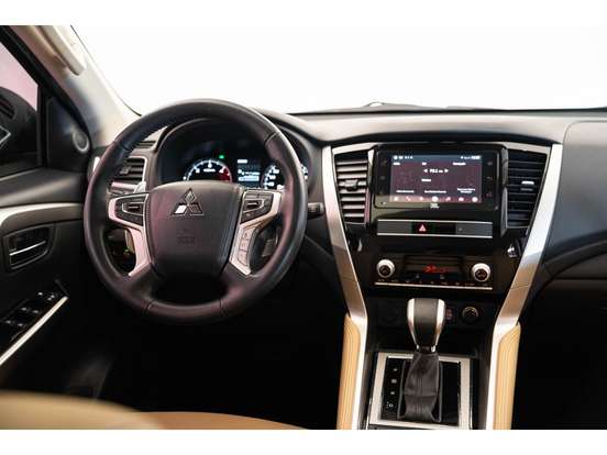 MITSUBISHI-PAJERO SPORT-2020