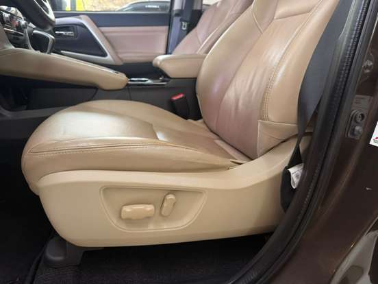 MITSUBISHI-PAJERO SPORT-2020
