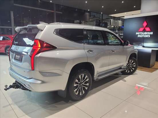 MITSUBISHI-PAJERO SPORT-2.4 16V MIVEC TURBO DIESEL HPE AWD AUTOMÁTICO MITSUBISHI-PAJERO SPORT-2020
