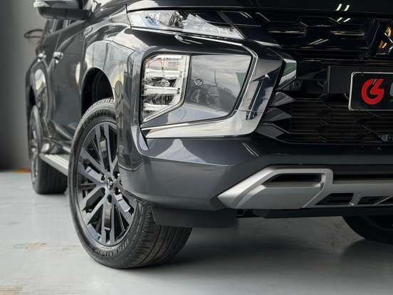 MITSUBISHI-PAJERO SPORT-2024