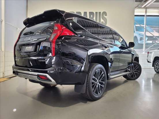 MITSUBISHI-PAJERO SPORT-2.4 16V MIVEC TURBO DIESEL LEGEND AWD AUTOMÁTICO MITSUBISHI-PAJERO SPORT-2023