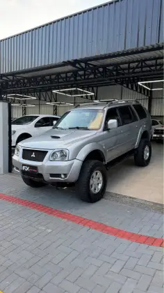 MITSUBISHI PAJERO SPORT 3.5 HPE 4X4 V6 24V GASOLINA 4P AUTOMÁTICO