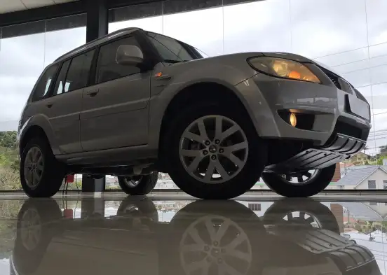 MITSUBISHI-PAJERO TR4-2011