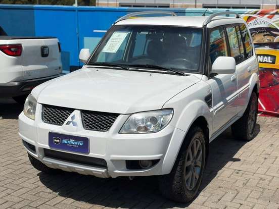 MITSUBISHI-PAJERO TR4-2013