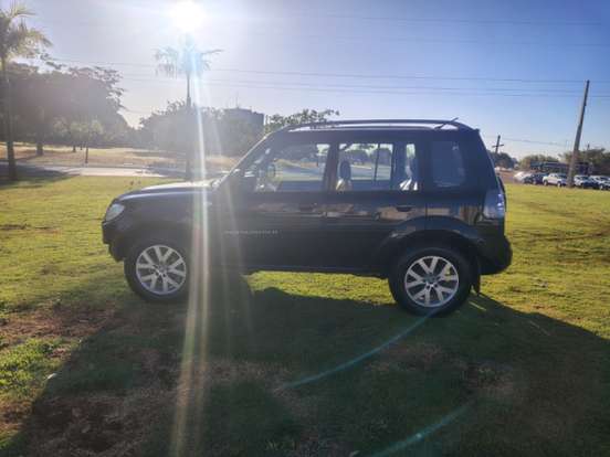 MITSUBISHI-PAJERO TR4-2.0 4X2 16V 140CV FLEX 4P MANUAL MITSUBISHI-PAJERO TR4-2012