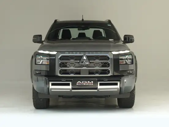 MITSUBISHI-TRITON-2.4 BITURBO DIESEL CD KATANA 4X4 AUTOMÁTICO MITSUBISHI-TRITON-2025
