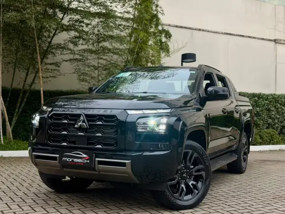 MITSUBISHI TRITON 2.4 BITURBO DIESEL CD KATANA 4X4 AUTOMÁTICO