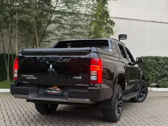 MITSUBISHI-TRITON-2.4 BITURBO DIESEL CD KATANA 4X4 AUTOMÁTICO MITSUBISHI-TRITON-2026