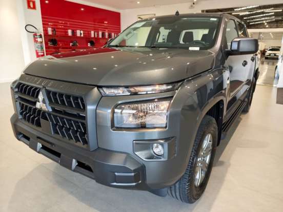 MITSUBISHI-TRITON-2.4 BITURBO DIESEL CD GLS 4X4 AUTOMÁTICO MITSUBISHI-TRITON-2026