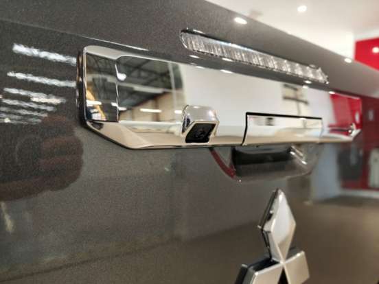 MITSUBISHI-TRITON-2026