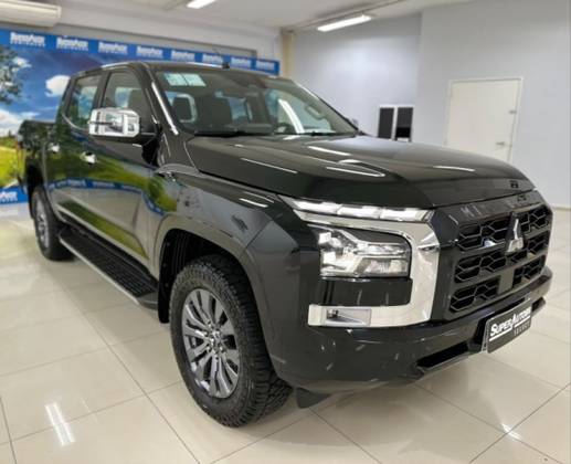 MITSUBISHI TRITON 2.4 BITURBO DIESEL CD HPE-S 4X4 AUTOMÁTICO