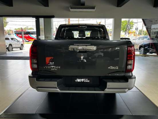 MITSUBISHI-TRITON-2.4 BITURBO DIESEL CD HPE-S 4X4 AUTOMÁTICO MITSUBISHI-TRITON-2026