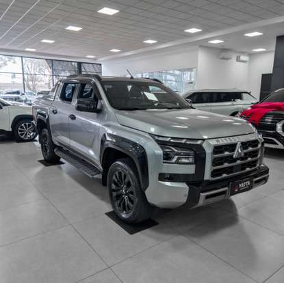 MITSUBISHI-TRITON-2.4 BITURBO DIESEL CD KATANA 4X4 AUTOMÁTICO MITSUBISHI-TRITON-2025