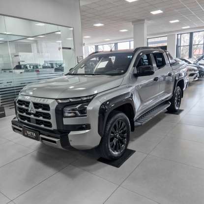 MITSUBISHI-TRITON-2.4 BITURBO DIESEL CD KATANA 4X4 AUTOMÁTICO MITSUBISHI-TRITON-2025