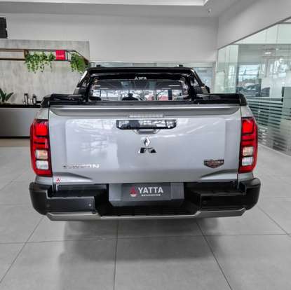 MITSUBISHI-TRITON-2.4 BITURBO DIESEL CD KATANA 4X4 AUTOMÁTICO MITSUBISHI-TRITON-2025
