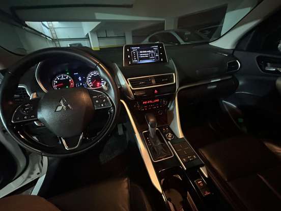 MITSUBISHI-ECLIPSE CROSS-1.5 MIVEC TURBO GASOLINA HPE-S SPORT S-AWC CVT MITSUBISHI-ECLIPSE CROSS-2021
