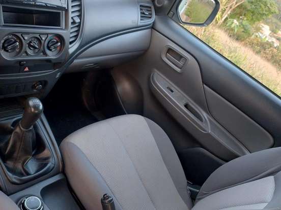 MITSUBISHI-L200 TRITON-2.4 16V TURBO DIESEL GL CD 4X4 MANUAL MITSUBISHI-L200 TRITON-2022