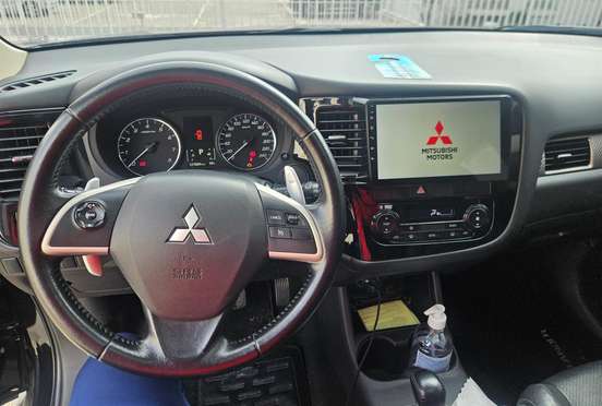 MITSUBISHI-OUTLANDER-2.0 16V GASOLINA 4P AUTOMÁTICO MITSUBISHI-OUTLANDER-2014
