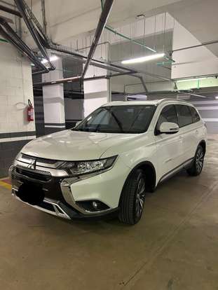 MITSUBISHI-OUTLANDER-2.0 MIVEC GASOLINA HPE AUTOMÁTICO MITSUBISHI-OUTLANDER-2018