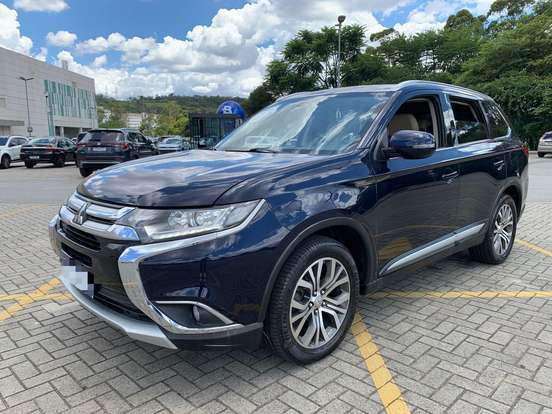MITSUBISHI-OUTLANDER-2016