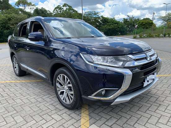 MITSUBISHI-OUTLANDER-2016