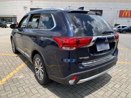 MITSUBISHI-OUTLANDER-2.2 4X4 16V DIESEL 4P AUTOMÁTICO MITSUBISHI-OUTLANDER-2016