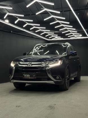 MITSUBISHI-OUTLANDER-2017