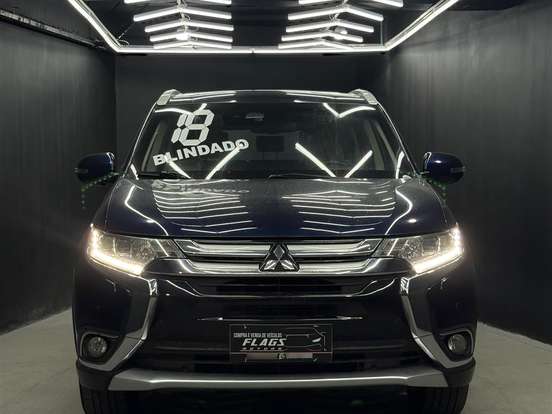 MITSUBISHI-OUTLANDER-3.0 GT 4X4 V6 24V GASOLINA 4P AUTOMÁTICO MITSUBISHI-OUTLANDER-2017
