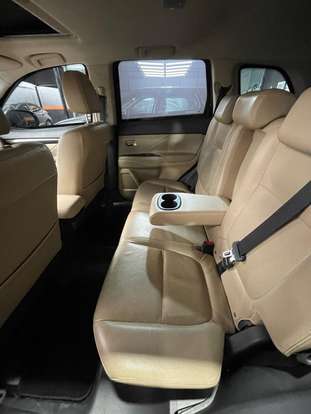 MITSUBISHI-OUTLANDER-2017
