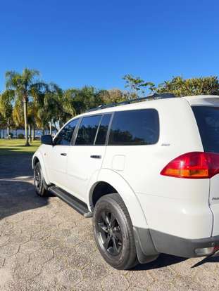MITSUBISHI-PAJERO DAKAR-3.2 HPE 4X4 7 LUGARES 16V TURBO INTERCOOLER DIESEL 4P AUTOMÁTICO MITSUBISHI-PAJERO DAKAR-2013