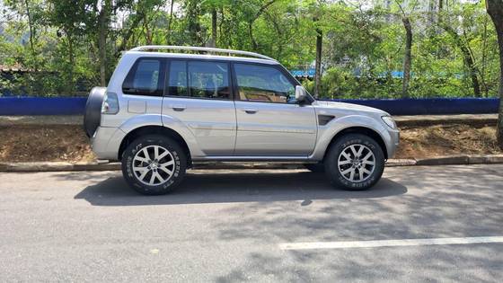 MITSUBISHI PAJERO TR4 2.0 4X2 16V 140CV FLEX 4P AUTOMÁTICO