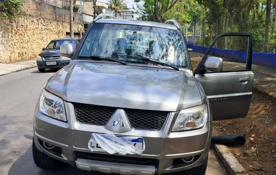 MITSUBISHI-PAJERO TR4-2013