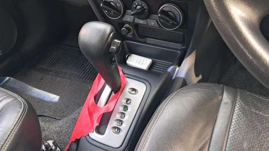 MITSUBISHI-PAJERO TR4-2013