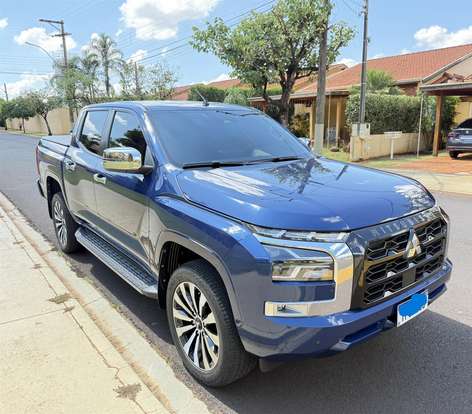 MITSUBISHI-TRITON-2.4 BITURBO DIESEL CD HPE-S 4X4 AUTOMÁTICO MITSUBISHI-TRITON-2025