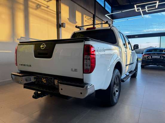 NISSAN-FRONTIER-2.5 LE ATTACK 4X4 CD TURBO ELETRONIC DIESEL 4P AUTOMÁTICO NISSAN-FRONTIER-2012