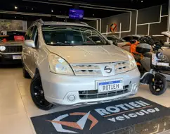 NISSAN GRAND LIVINA 1.8 SL 16V FLEX 4P AUTOMÁTICO NISSAN GRAND LIVINA 1.8 SL 16V FLEX 4P AUTOMÁTICO