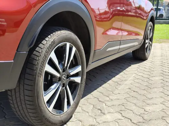 NISSAN-KICKS-2024