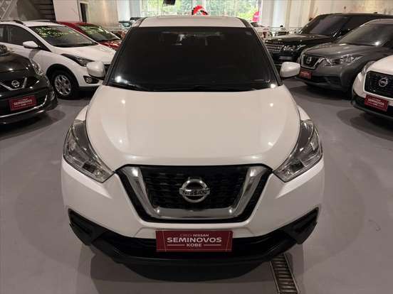 NISSAN-KICKS-2020