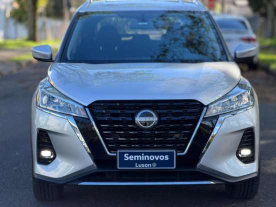 NISSAN-KICKS-2023