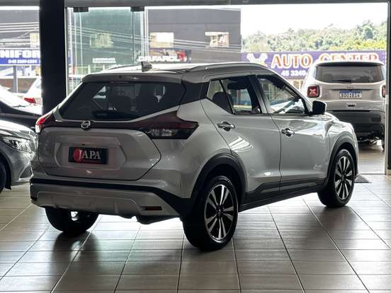 NISSAN-KICKS-2022