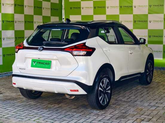 NISSAN-KICKS-2023