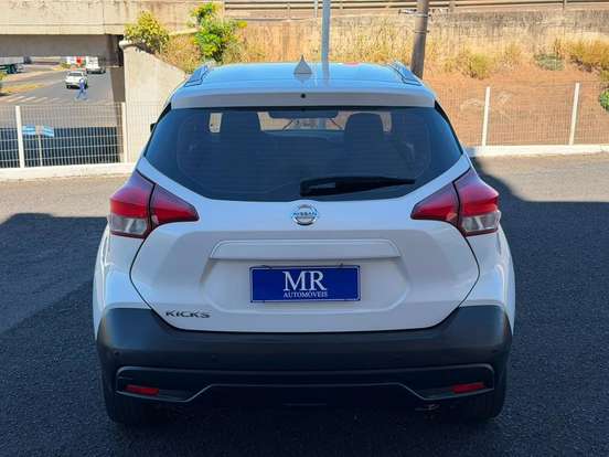 NISSAN-KICKS-2019