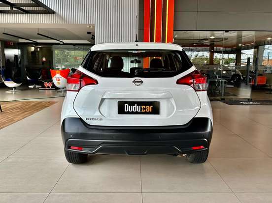 NISSAN-KICKS-2018