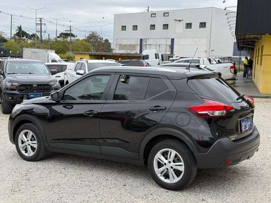 NISSAN-KICKS-2018