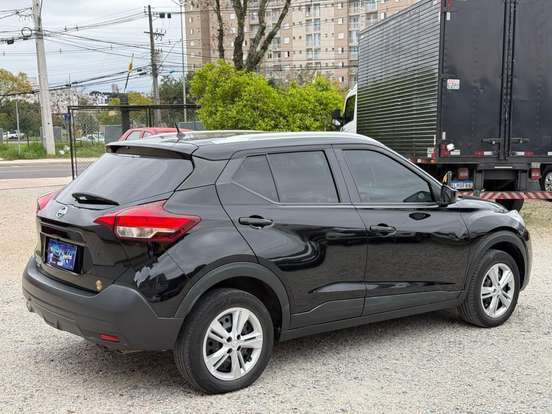 NISSAN-KICKS-2018