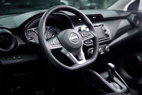 NISSAN-KICKS-2022