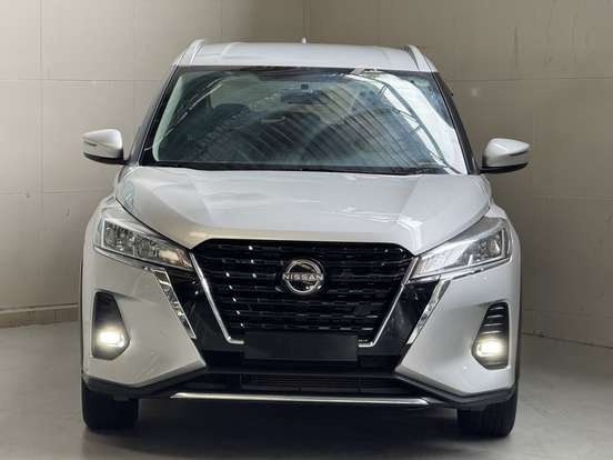 NISSAN-KICKS-2023
