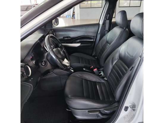 NISSAN-KICKS-1.6 16V FLEXSTART SV 4P XTRONIC NISSAN-KICKS-2017