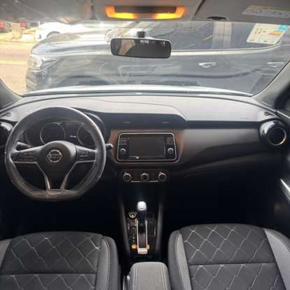NISSAN-KICKS-2020